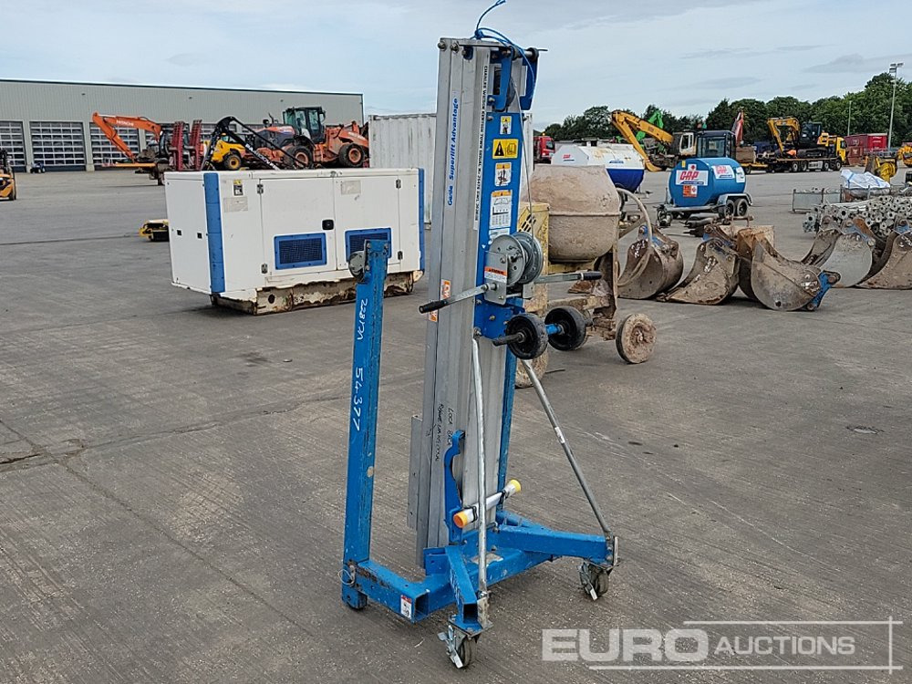 2014 Genie SLA-15 - Equipo de manutención: foto 3 2014 Genie SLA-15 - Equipo de manutención: foto 3