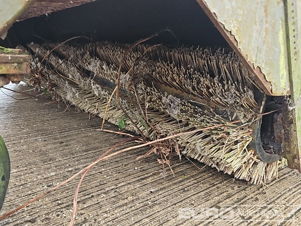 Equipo de manutención Hydraulic Sweeper Collector to suit Telehandler: foto 20