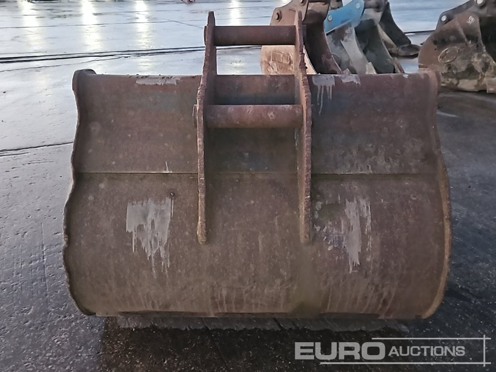 Euro Fab 54" Digging Bucket 65mm Pin to suit 13 Ton Excavator - Cazo: foto 4 Euro Fab 54" Digging Bucket 65mm Pin to suit 13 Ton Excavator - Cazo: foto 4