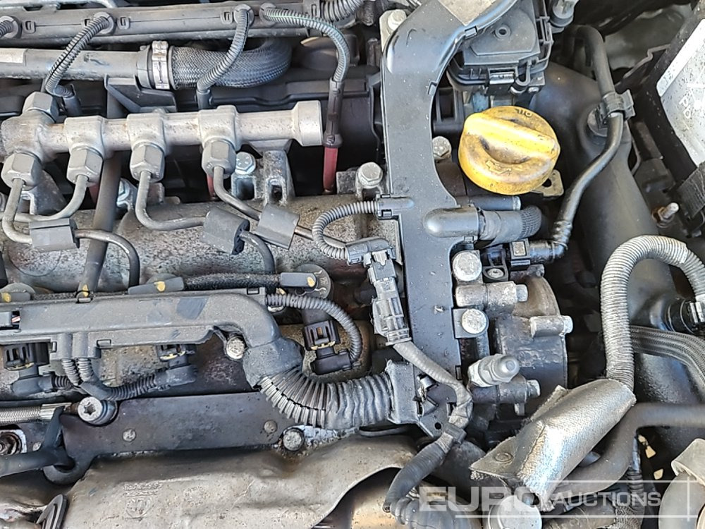 Caja abierta furgoneta Fiat Doblo: foto 18