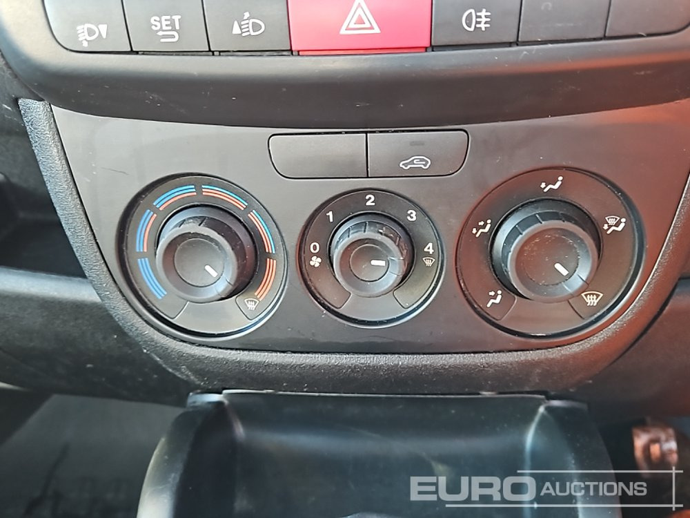 Caja abierta furgoneta Fiat Doblo: foto 28