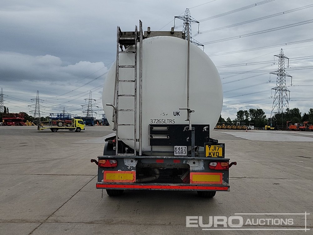 Fruehauf Tri Axle Tanker Trailer - Semirremolque cisterna: foto 4 Fruehauf Tri Axle Tanker Trailer - Semirremolque cisterna: foto 4
