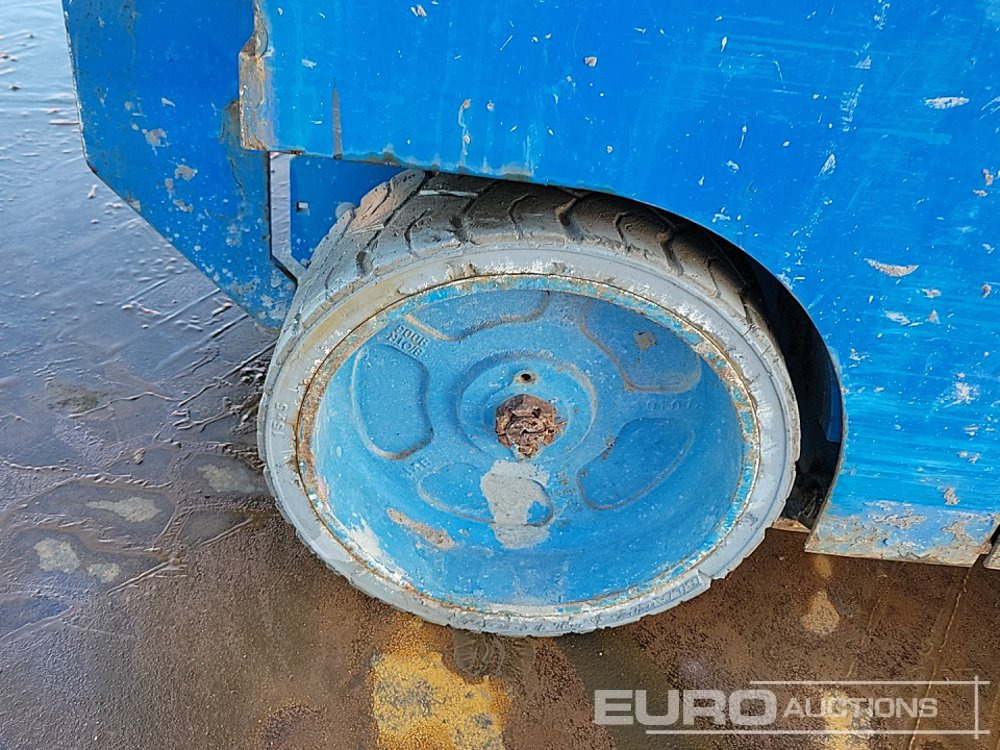 Plataforma de tijeras Genie GS2632: foto 11