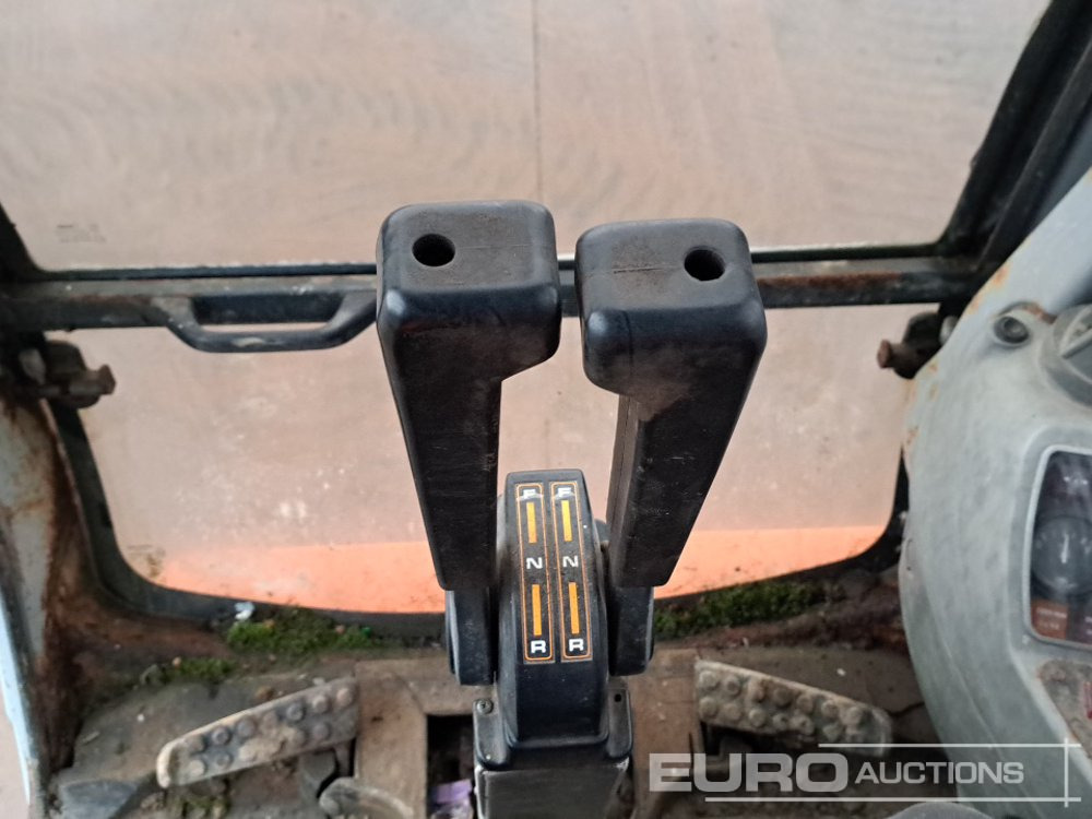 Dúmper de cadenas Hitachi CG110D-SC: foto 26 Dúmper de cadenas Hitachi CG110D-SC: foto 26