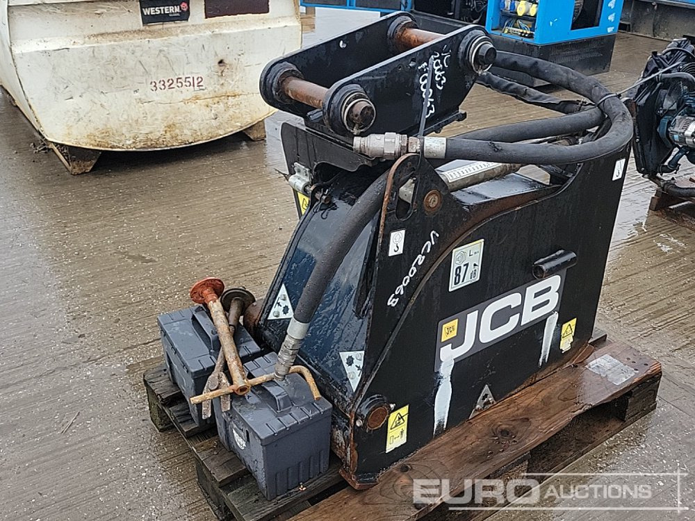 2020 JCB 3CX/4CXBHL - Implemento para Excavadora: foto 1 2020 JCB 3CX/4CXBHL - Implemento para Excavadora: foto 1