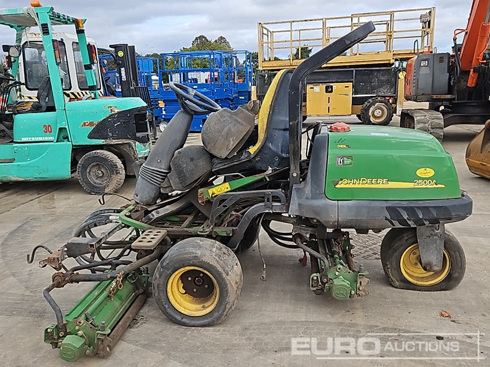 John Deere 2500A - Cortacésped: foto 2 John Deere 2500A - Cortacésped: foto 2