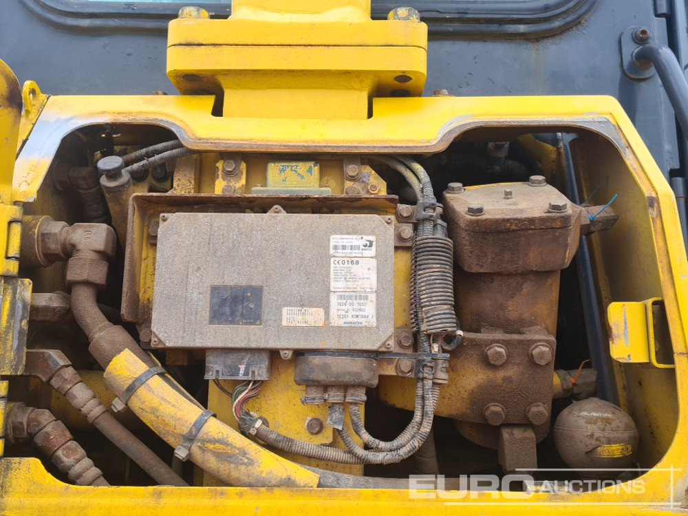 Bulldozer Komatsu D65PX-15: foto 38