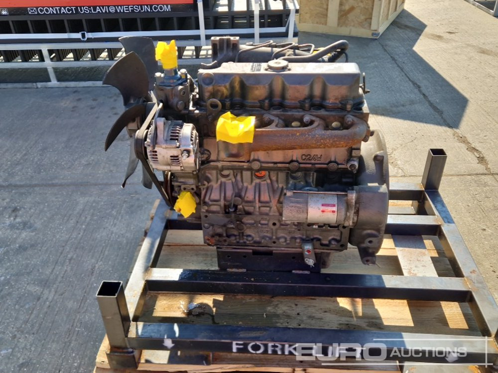 Kubota 4 Cylinder Engine - Motor: foto 2 Kubota 4 Cylinder Engine - Motor: foto 2