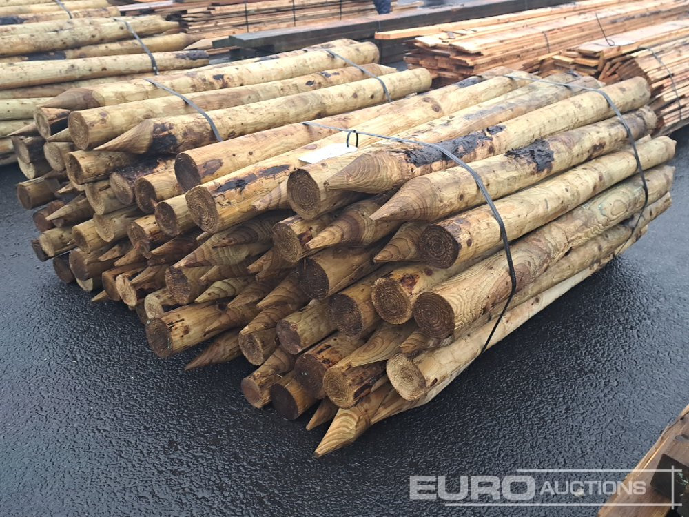 Bundle of Timber Posts (2 of) - Maquinaria agrícola: foto 4 Bundle of Timber Posts (2 of) - Maquinaria agrícola: foto 4