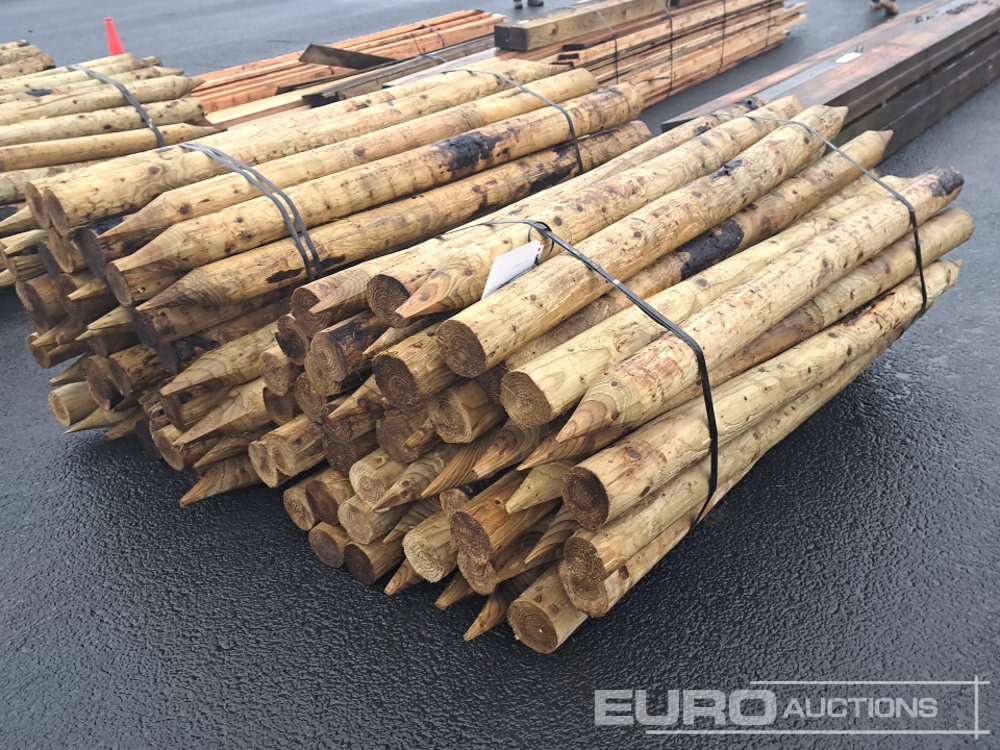 Bundle of Timber Posts (2 of) - Maquinaria agrícola: foto 4 Bundle of Timber Posts (2 of) - Maquinaria agrícola: foto 4
