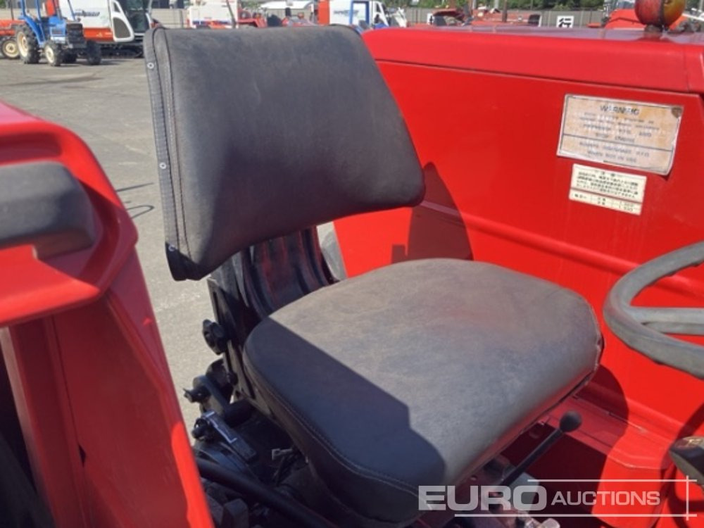 Massey Ferguson 240 - Tractor: foto 3 Massey Ferguson 240 - Tractor: foto 3