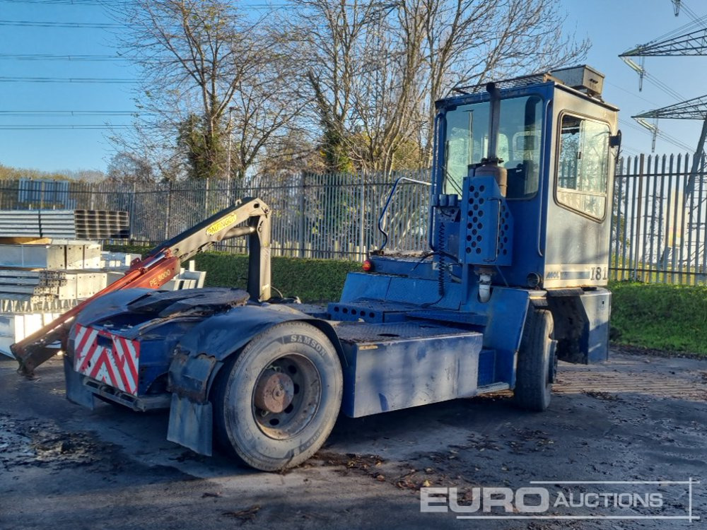 Mol YM220 - Tractor industrial: foto 5 Mol YM220 - Tractor industrial: foto 5