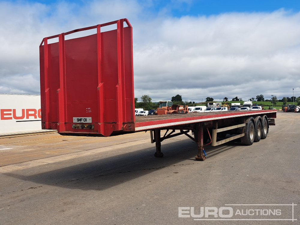 Montracon 45' Tri Axle Flat Trailer, Goal Post Sockets - Semirremolque plataforma/ Caja abierta: foto 1 Montracon 45' Tri Axle Flat Trailer, Goal Post Sockets - Semirremolque plataforma/ Caja abierta: foto 1