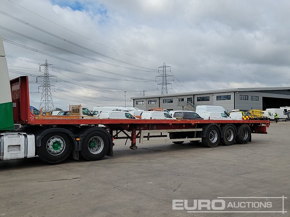 Montracon Tri Axle Flatbed Trailer - Semirremolque plataforma/ Caja abierta: foto 1 Montracon Tri Axle Flatbed Trailer - Semirremolque plataforma/ Caja abierta: foto 1