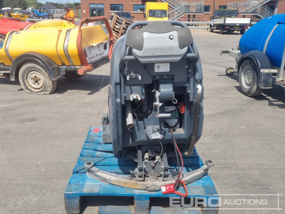 Nilfisk BA1725 - Equipo de construcción: foto 4 Nilfisk BA1725 - Equipo de construcción: foto 4