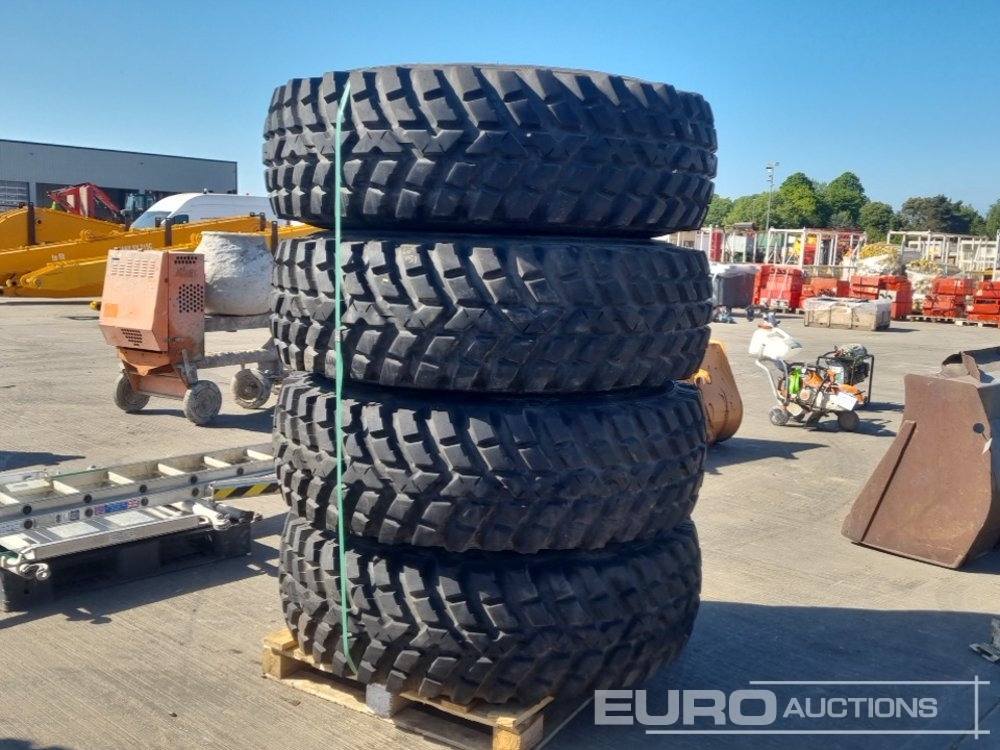 Nokian 440/80-R30 Tyres (4 of) - Neumático: foto 2 Nokian 440/80-R30 Tyres (4 of) - Neumático: foto 2