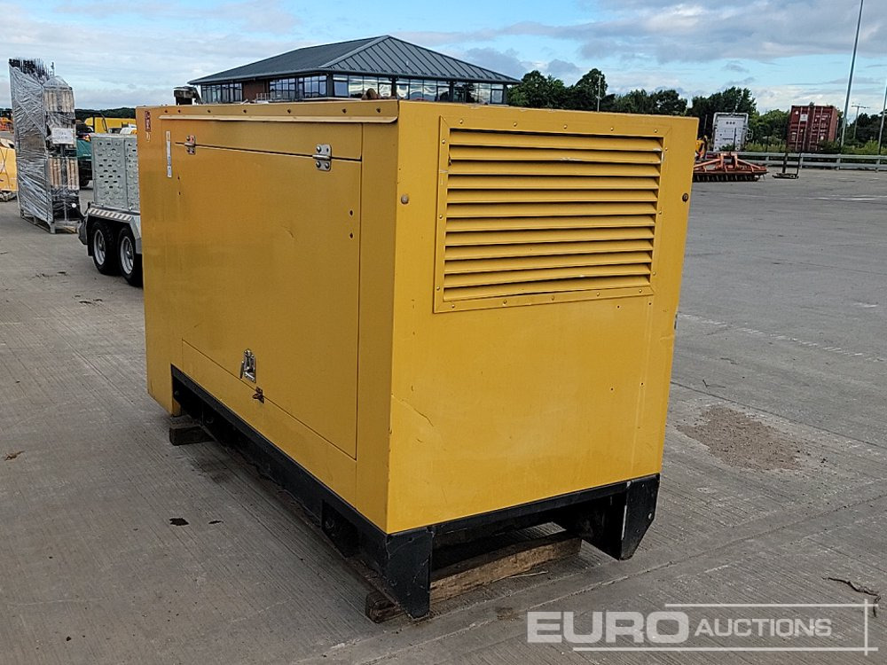 Olympian 75kVA Generator, Caterpillar Engine - Generador industriale: foto 5 Olympian 75kVA Generator, Caterpillar Engine - Generador industriale: foto 5