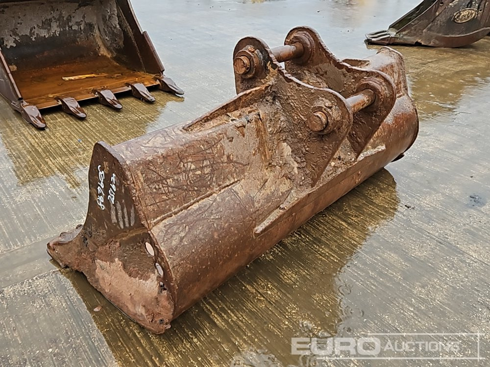 Rhinox 72" Ditching Bucket 65mm Pin to suit 13 Ton Excavator - Cazo: foto 3 Rhinox 72" Ditching Bucket 65mm Pin to suit 13 Ton Excavator - Cazo: foto 3
