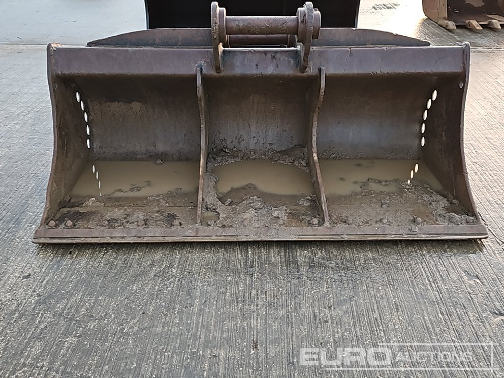 Rhinox 84" Ditching Bucket 80mm Pin to suit 20 Ton Excavator - Cazo: foto 2 Rhinox 84" Ditching Bucket 80mm Pin to suit 20 Ton Excavator - Cazo: foto 2