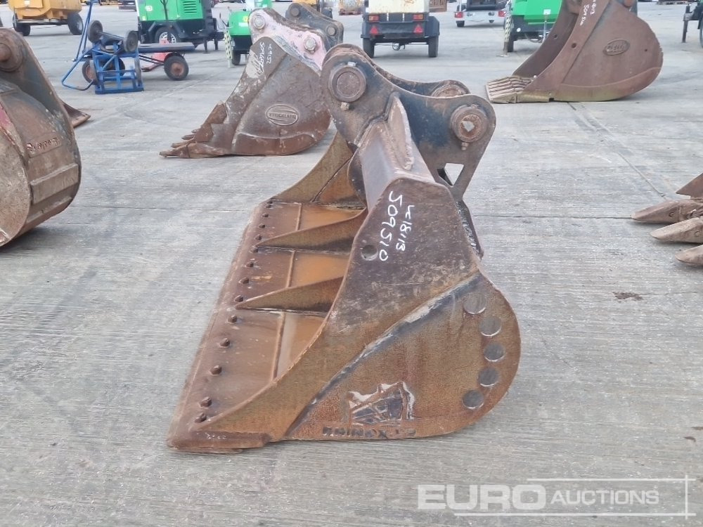 Rhinox 84" Ditching Bucket 80mm Pin to suit 20 Ton Excavator - Cazo: foto 2 Rhinox 84" Ditching Bucket 80mm Pin to suit 20 Ton Excavator - Cazo: foto 2