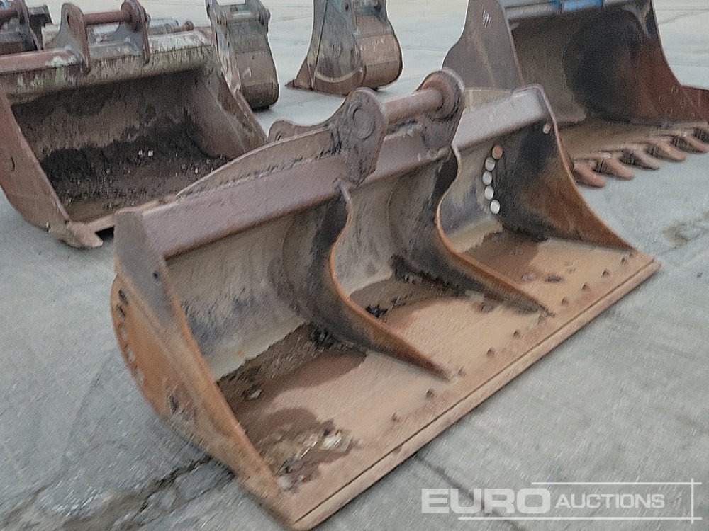 Rhinox 84" Ditching Bucket 80mm Pin to suit 20 Ton Excavator - Cazo: foto 3 Rhinox 84" Ditching Bucket 80mm Pin to suit 20 Ton Excavator - Cazo: foto 3
