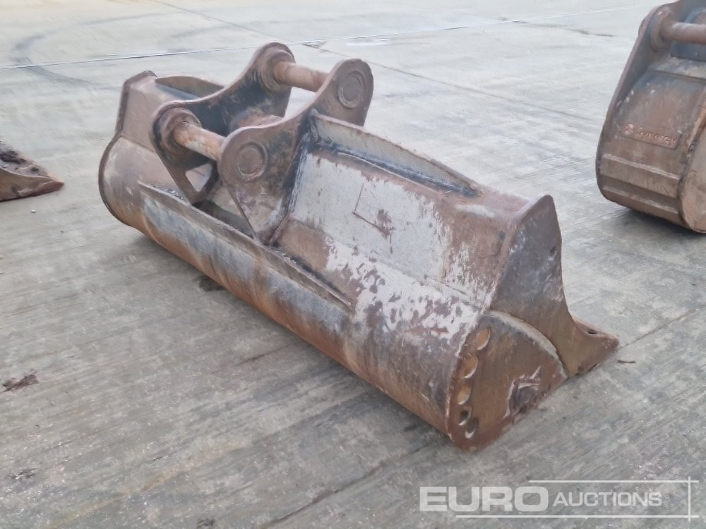 Rhinox 84" Ditching Bucket 80mm Pin to suit 20 Ton Excavator - Cazo: foto 5 Rhinox 84" Ditching Bucket 80mm Pin to suit 20 Ton Excavator - Cazo: foto 5