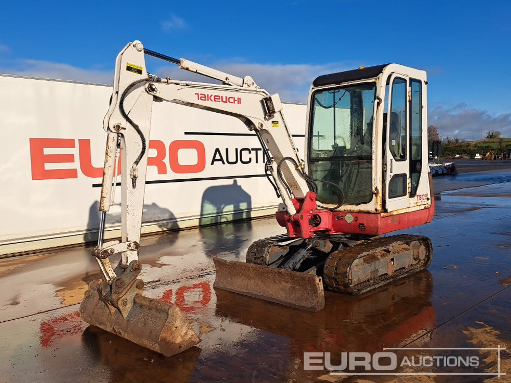 Takeuchi TB125 - Miniexcavadora: foto 1 Takeuchi TB125 - Miniexcavadora: foto 1