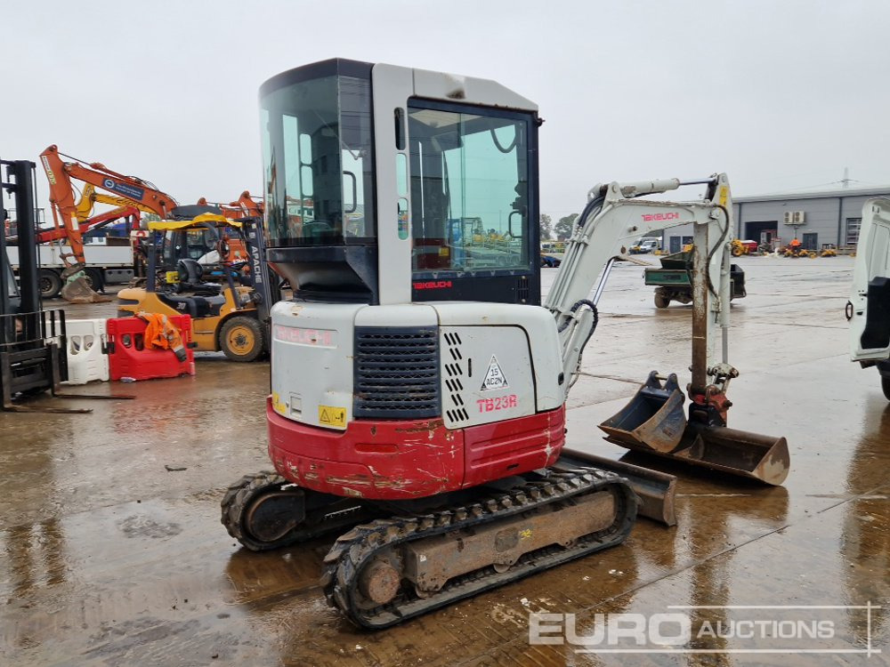 Takeuchi TB23R - Miniexcavadora: foto 5 Takeuchi TB23R - Miniexcavadora: foto 5