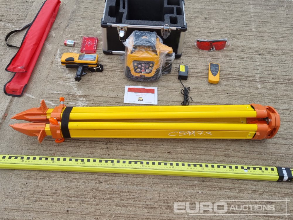 Unused 2025 Captok Laser Level, Self-Leveling Rotary Laser Level, Receiver, Tripod, Grade Rod - Equipo de construcción: foto 5 Unused 2025 Captok Laser Level, Self-Leveling Rotary Laser Level, Receiver, Tripod, Grade Rod - Equipo de construcción: foto 5