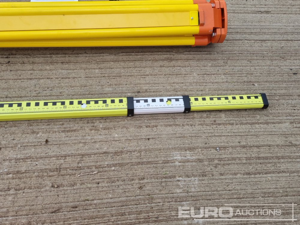 Unused 2025 Captok Laser Level, Self-Leveling Rotary Laser Level, Receiver, Tripod, Grade Rod - Equipo de construcción: foto 3 Unused 2025 Captok Laser Level, Self-Leveling Rotary Laser Level, Receiver, Tripod, Grade Rod - Equipo de construcción: foto 3