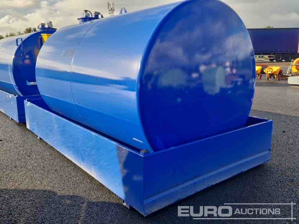 Unused 2025 Emiliana Serbatoi TF9/50 9000 Litre Fuel Tank, Meter, 240 Volt Pump - Tanque de almacenamiento: foto 3 Unused 2025 Emiliana Serbatoi TF9/50 9000 Litre Fuel Tank, Meter, 240 Volt Pump - Tanque de almacenamiento: foto 3