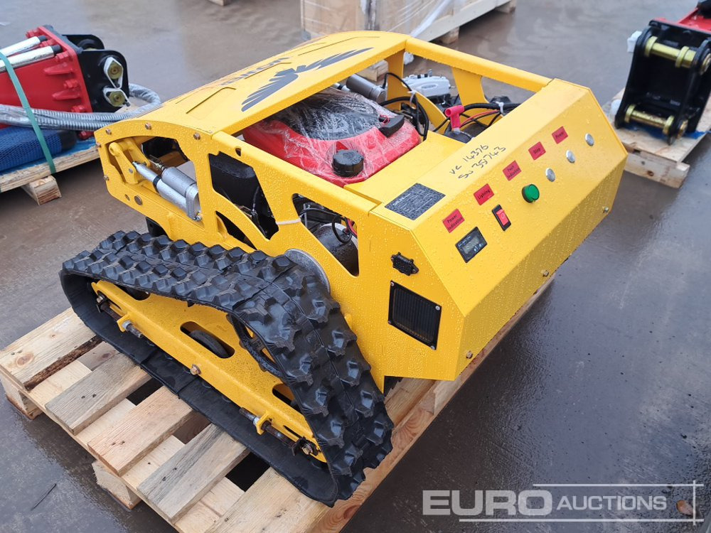 Unused 2025 Salini RC-900 Radio Controlled Tracked Lawnmower (Controls in Office) - Cortacésped: foto 3 Unused 2025 Salini RC-900 Radio Controlled Tracked Lawnmower (Controls in Office) - Cortacésped: foto 3