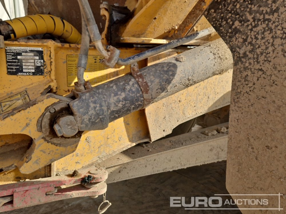 Dúmper articulado Volvo A25D: foto 18