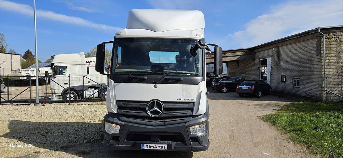 Mercedes-Benz Actros 2540 - Cabeza tractora: foto 5 Mercedes-Benz Actros 2540 - Cabeza tractora: foto 5
