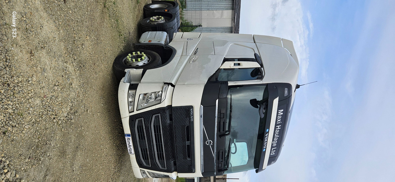 Volvo FH 500 - Cabeza tractora: foto 2 Volvo FH 500 - Cabeza tractora: foto 2