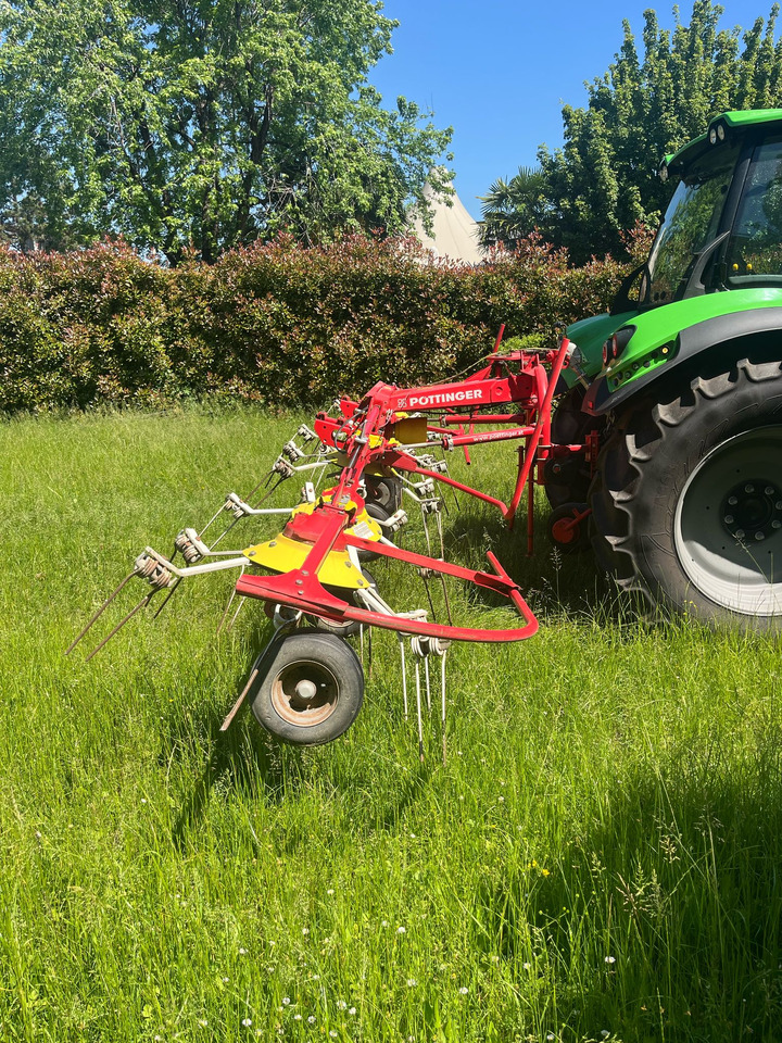 Voltafieno usato Pottinger Hit 690 N - Henificadora: foto 3 Voltafieno usato Pottinger Hit 690 N - Henificadora: foto 3
