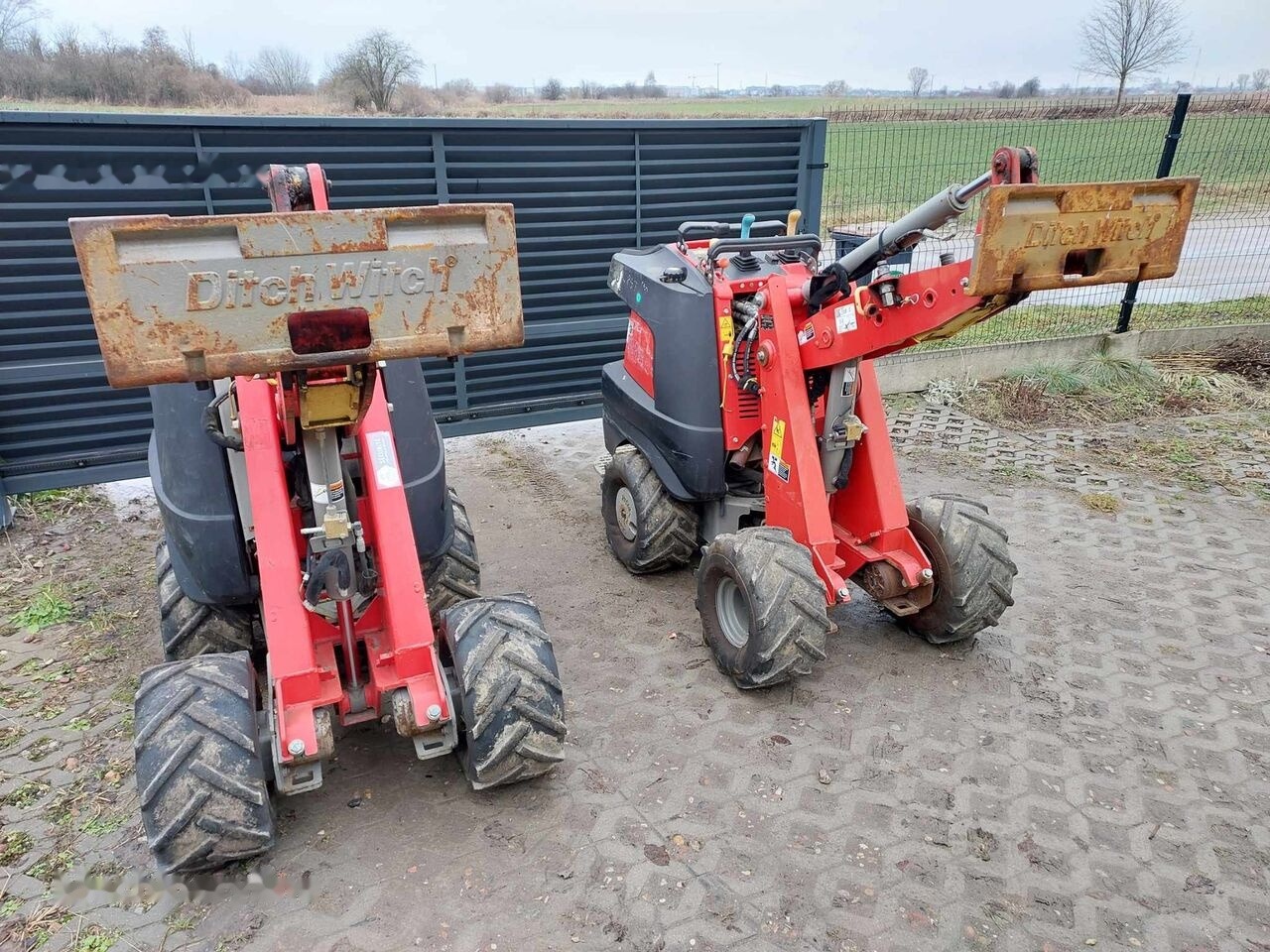 Ditch-Witch Zahn R300 - Zanjadora: foto 5 Ditch-Witch Zahn R300 - Zanjadora: foto 5