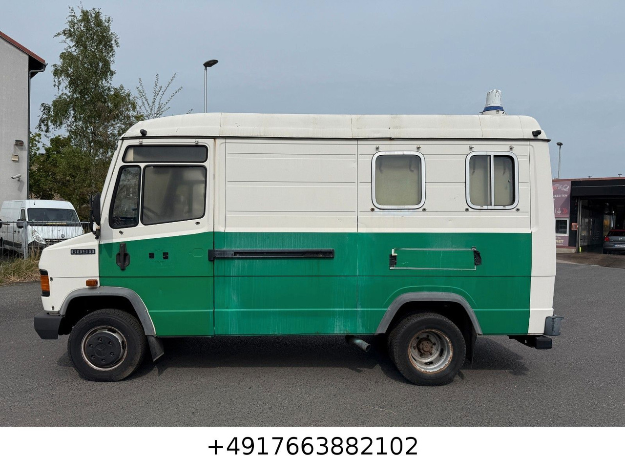 Mercedes-Benz Vario 609D/Manschaftswagen - Furgón: foto 4 Mercedes-Benz Vario 609D/Manschaftswagen - Furgón: foto 4