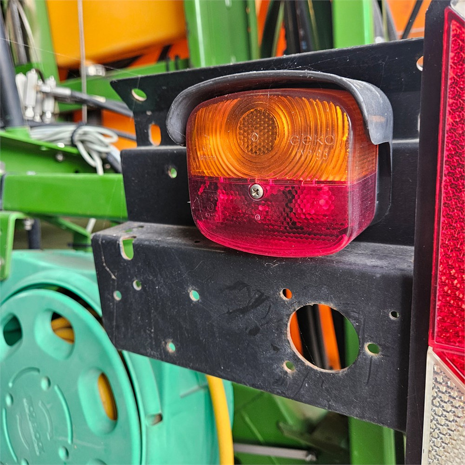 Pulverizador Amazone UF1200: foto 29