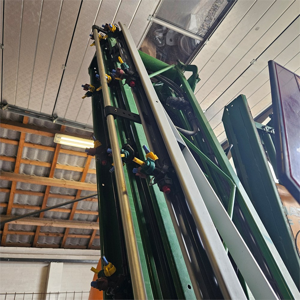 Pulverizador Amazone UF1200: foto 17