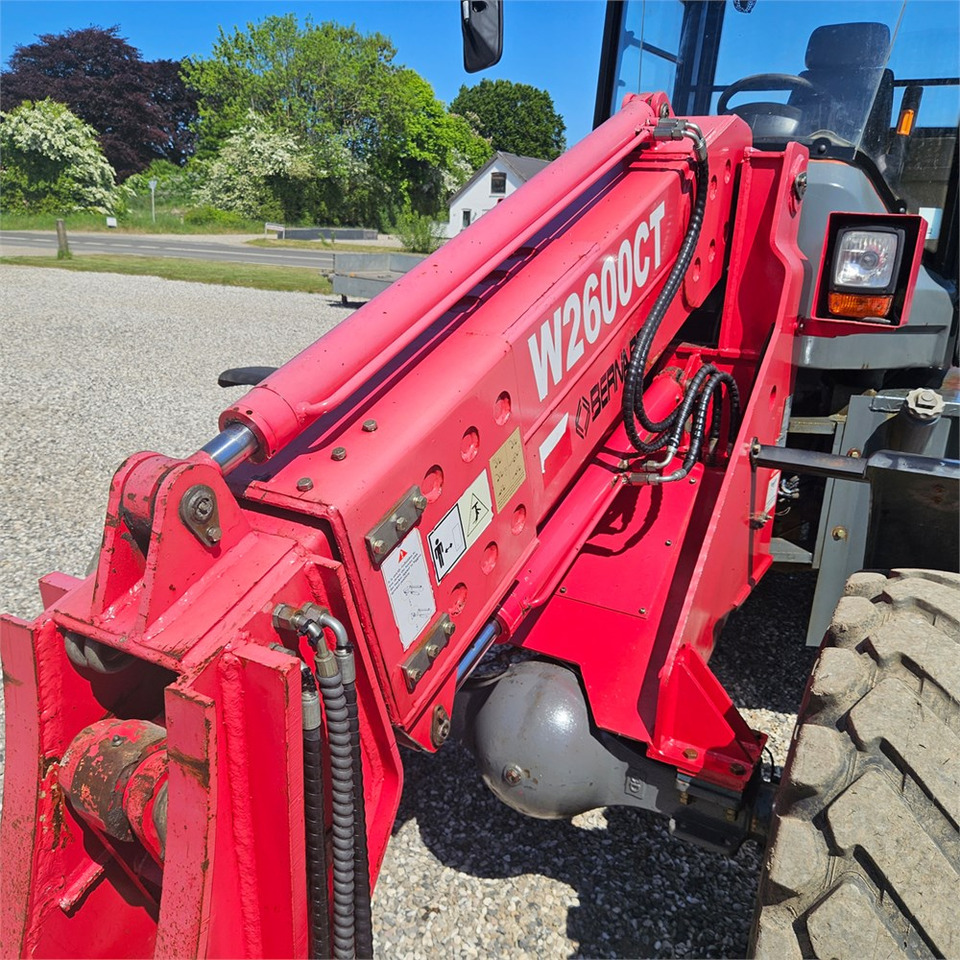 Bernards W2600CT Teleskop - Minicargadora: foto 4 Bernards W2600CT Teleskop - Minicargadora: foto 4
