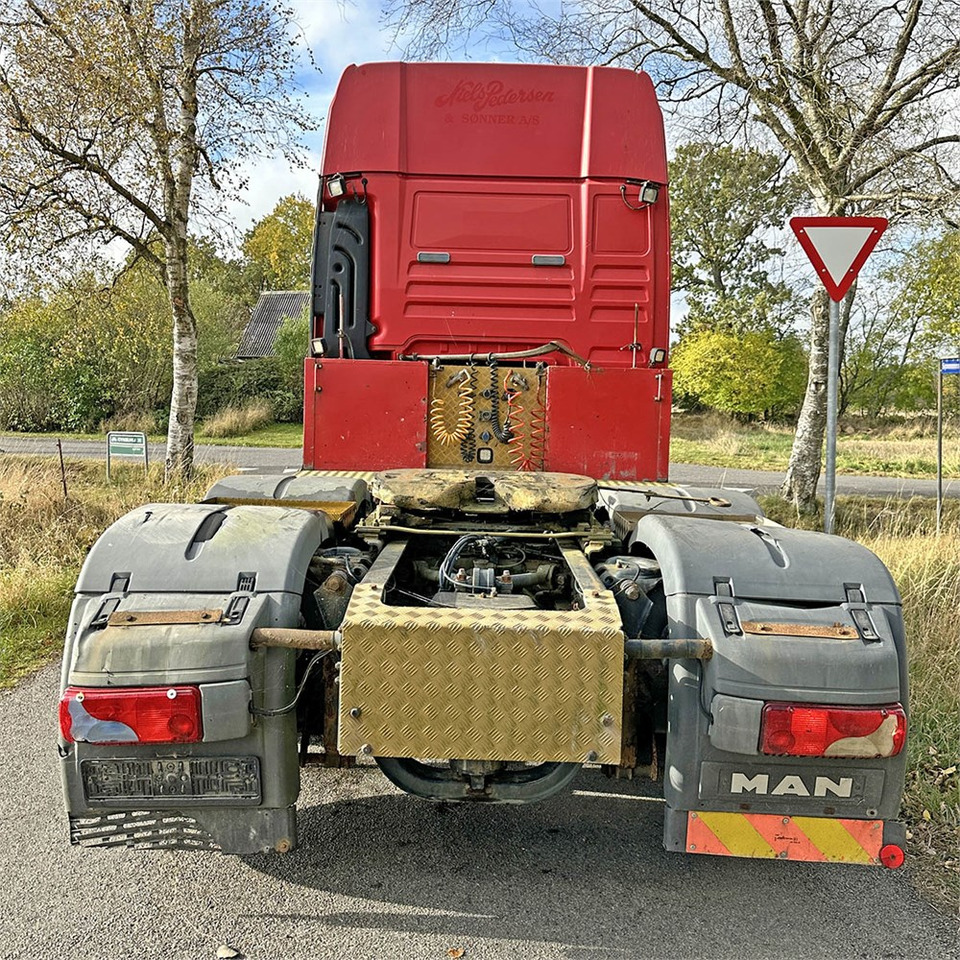 MAN TG 26.6x2-2 BLS - Cabeza tractora: foto 4 MAN TG 26.6x2-2 BLS - Cabeza tractora: foto 4