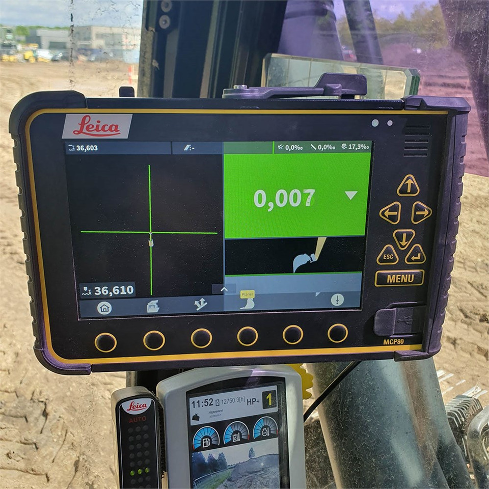 Excavadora de cadenas Caterpillar 323 EL: foto 22