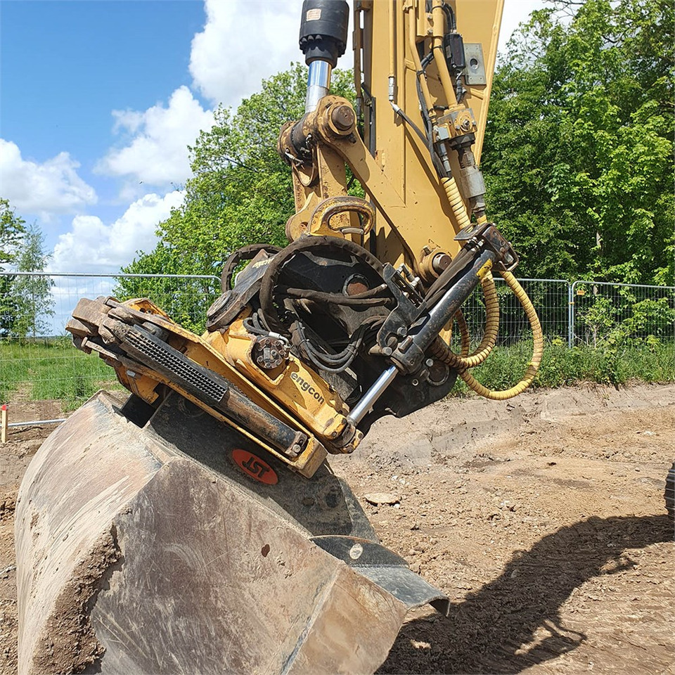 Excavadora de cadenas Caterpillar 323 EL: foto 29