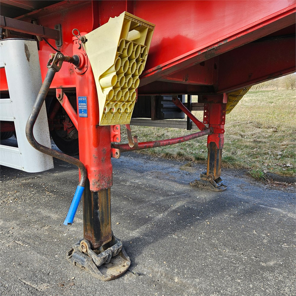 Remolque de coche Danson Tiptrailer: foto 16 Remolque de coche Danson Tiptrailer: foto 16