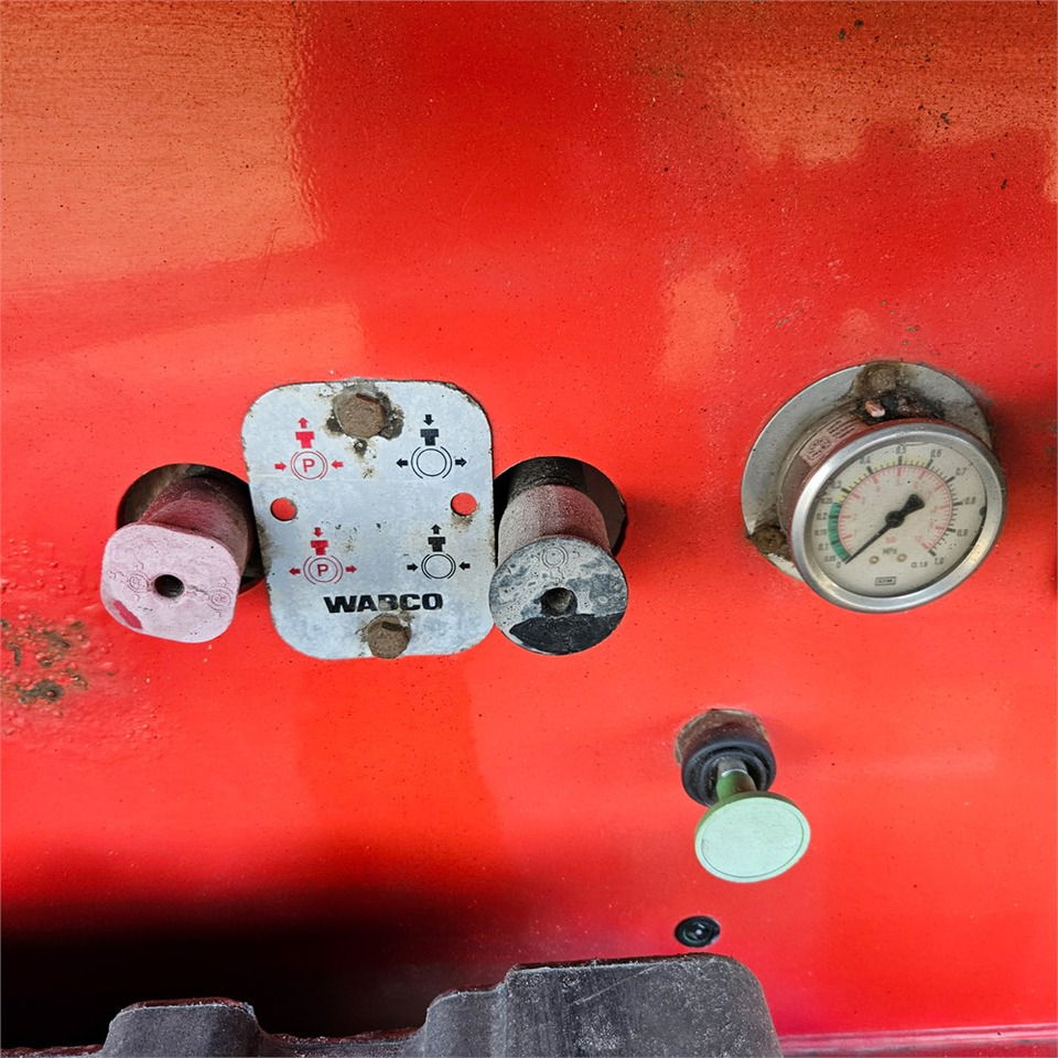 Remolque de coche Danson Tiptrailer: foto 18 Remolque de coche Danson Tiptrailer: foto 18