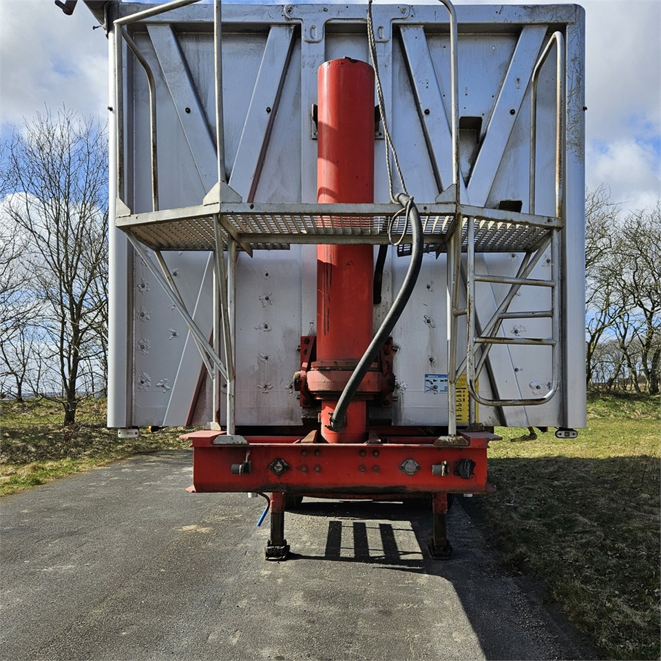 Remolque de coche Danson Tiptrailer: foto 13 Remolque de coche Danson Tiptrailer: foto 13