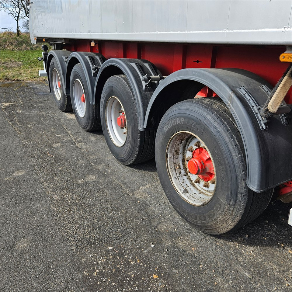 Remolque de coche Danson Tiptrailer: foto 24 Remolque de coche Danson Tiptrailer: foto 24