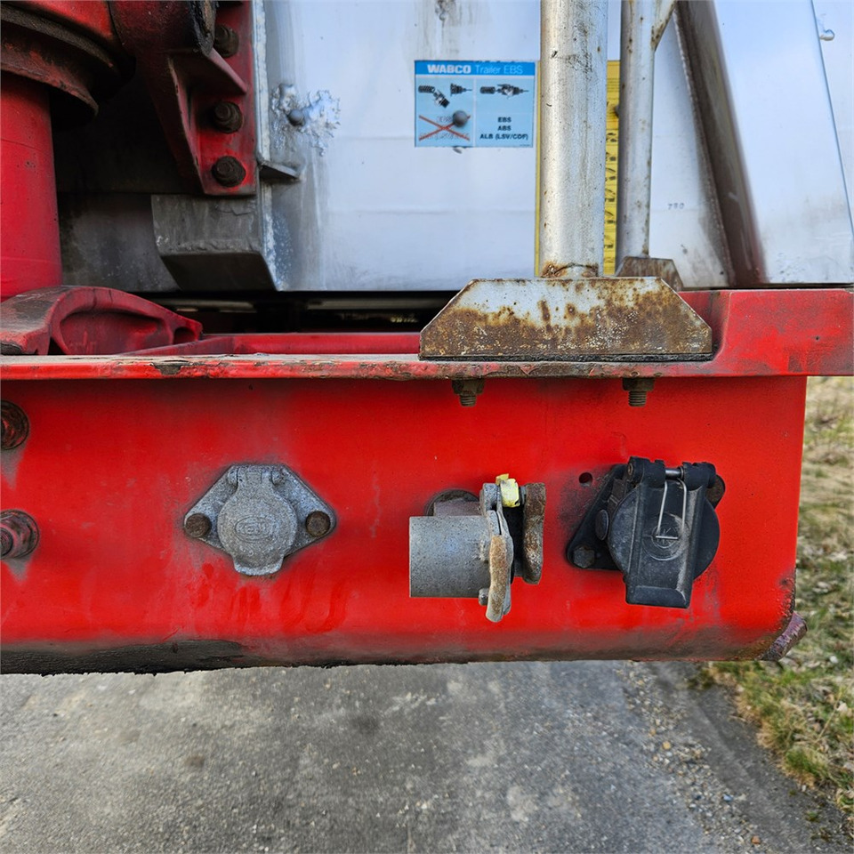 Remolque de coche Danson Tiptrailer: foto 17 Remolque de coche Danson Tiptrailer: foto 17