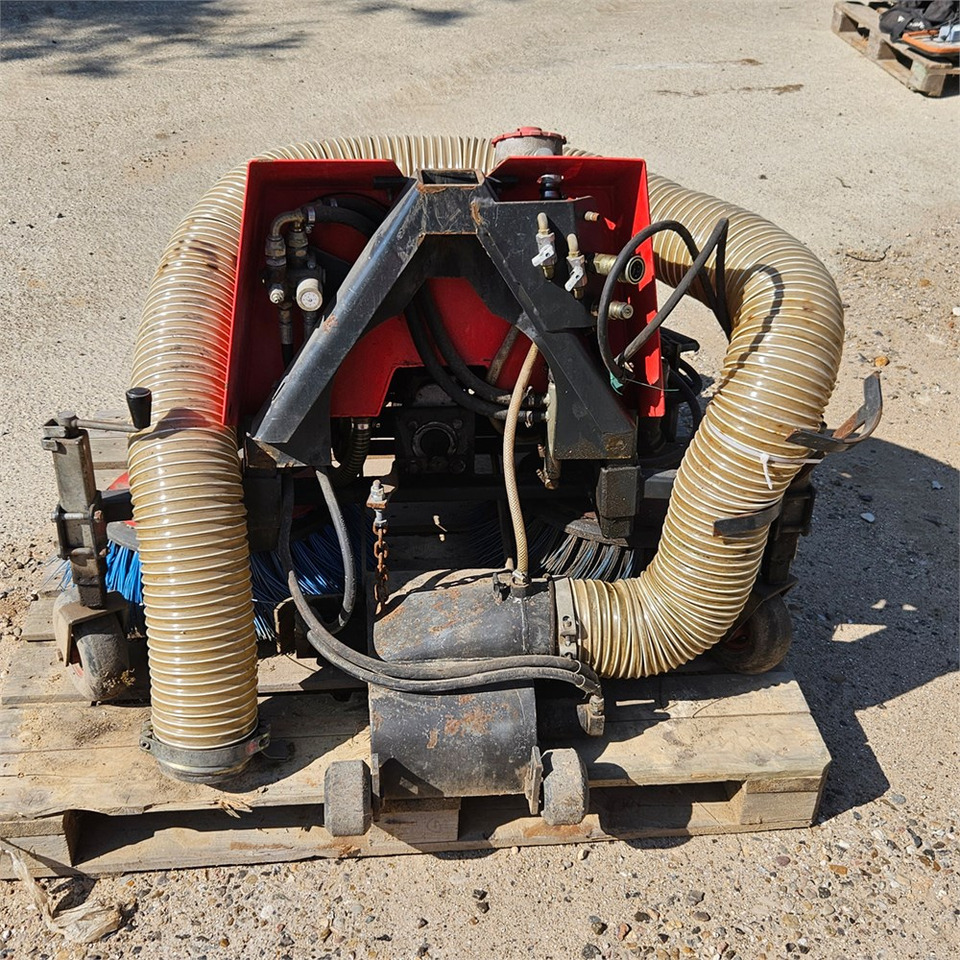 Egholm CFS 1000 - Barredora cucharón: foto 4 Egholm CFS 1000 - Barredora cucharón: foto 4